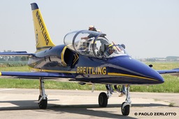 L39ALBPRM200806220604 Breitling Jet Team