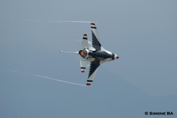 PICT0783_USAF_Thunderbirds_AVIANO_AFB_(Italy)_04.07.2007